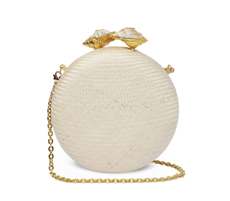 SONYA NATURAL w CONCH SHELL