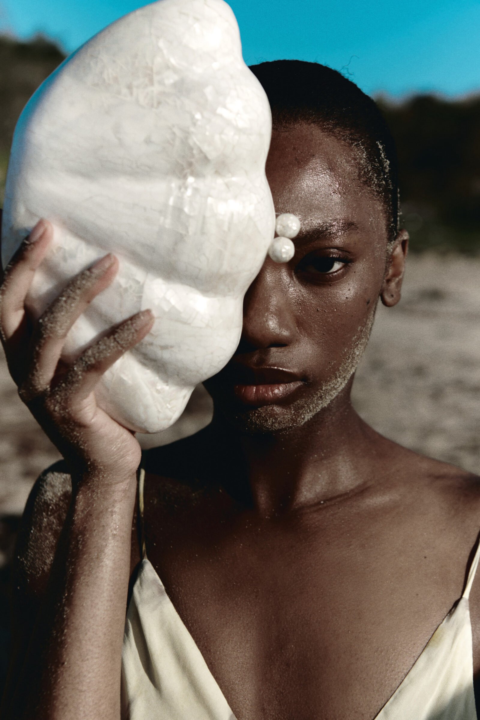 DARIA - WHITE MOTHER OF PEARL - Image 7