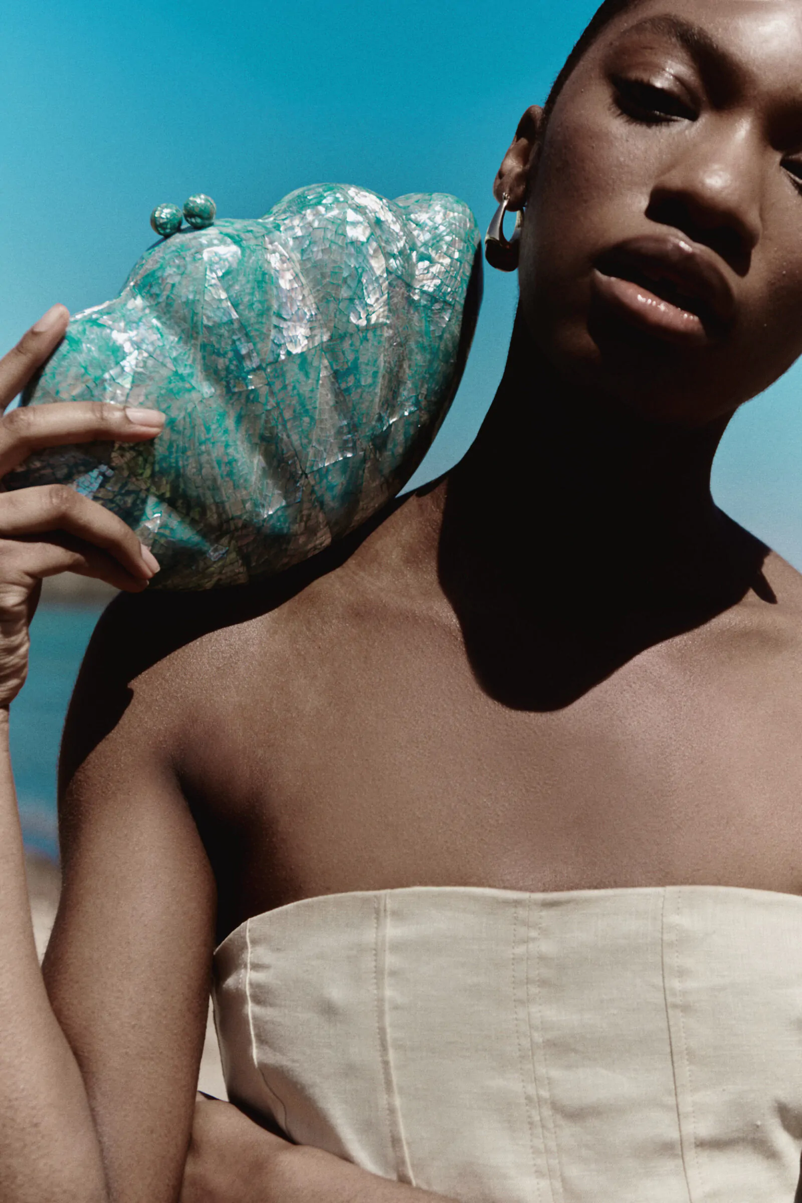 DARIA - AQUA BLUE MOTHER OF PEARL - Image 7